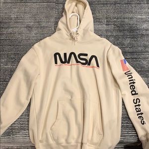 urban outfitters sweatshirt! super super cute❤️